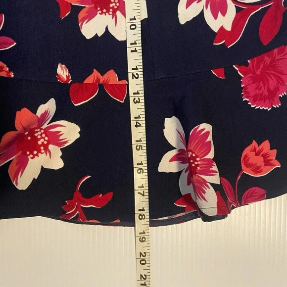 Draper James Darlington Floral Skirt Size 6 Navy‎ Blue Pink Tropical Resort - Picture 9 of 10
